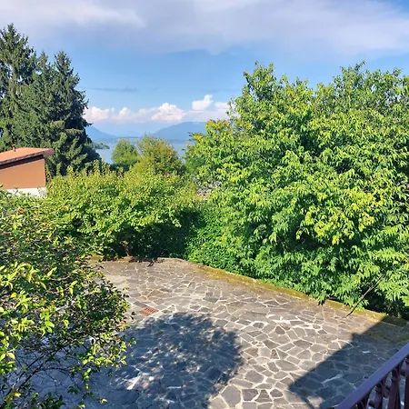 Apartman Acquazzurra, Luxury Duplex, Pool, Parking Space, Wifi By Guestaly Lesa